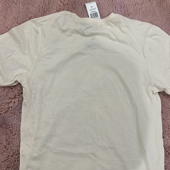 Cute unworn hot topic shirt - Picture 4 of 5